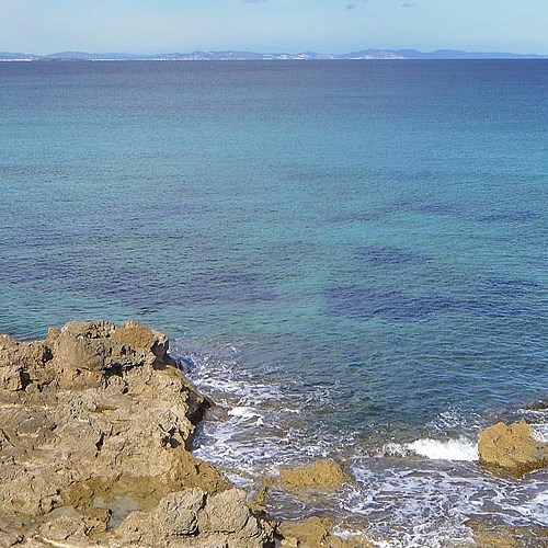 Galería fotográfica de los Apartamentos vacacionales Noray, en es Caló, Formentera